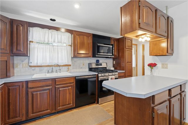 14 Oak Street, West Warwick, RI 02893