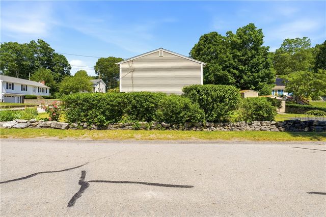 14 Oak Street, West Warwick, RI 02893