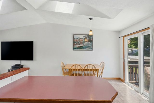 14 Oak Street, West Warwick, RI 02893