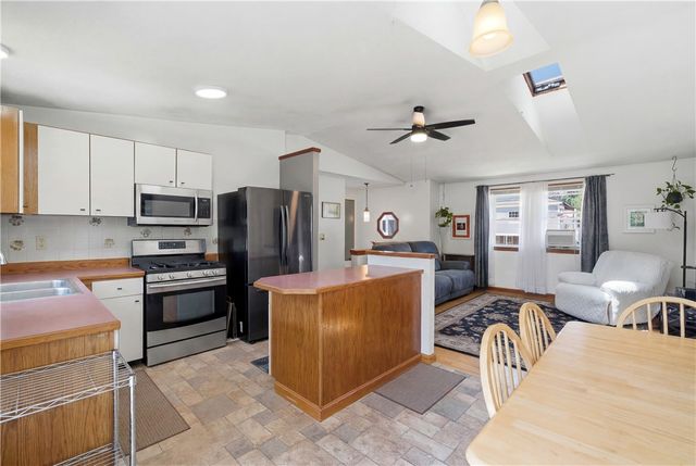 14 Oak Street, West Warwick, RI 02893