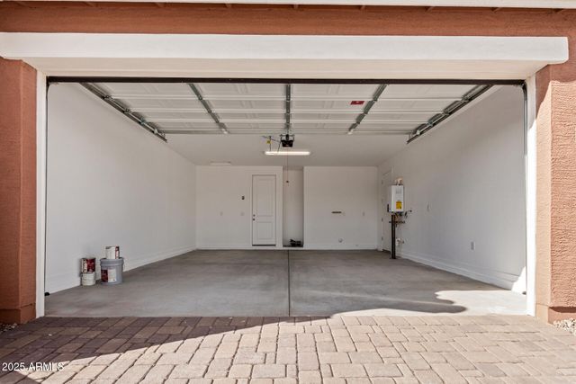 39980 W ANNE Lane, Maricopa, AZ 85138