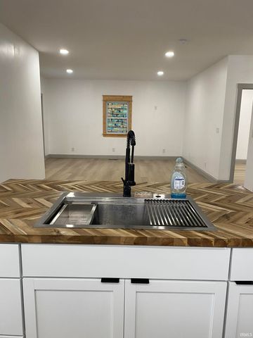 901 RACE Street, Logansport, IN 46947