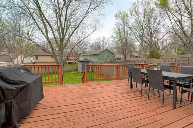 4916 S Shrank Drive, Independence, MO 64055