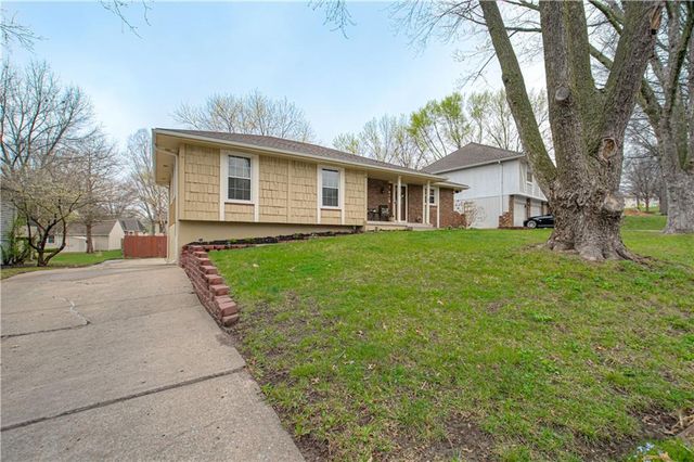 4916 S Shrank Drive, Independence, MO 64055