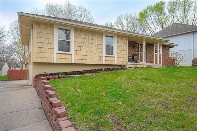 4916 S Shrank Drive, Independence, MO 64055