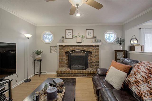 4916 S Shrank Drive, Independence, MO 64055