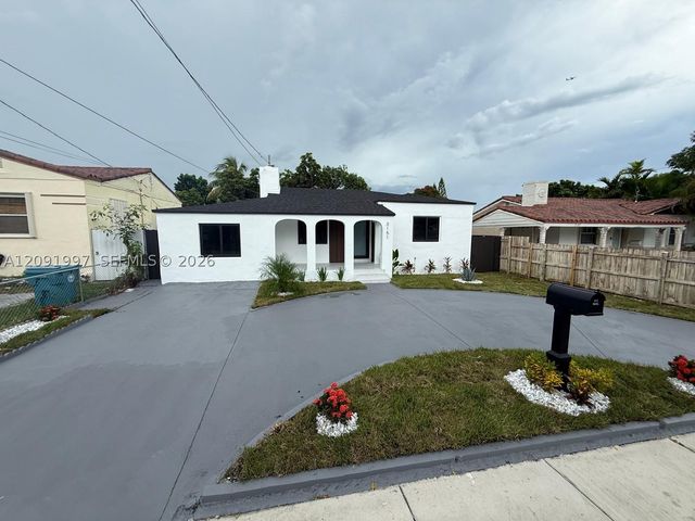 3151 NW 2nd St, Miami, FL 33125