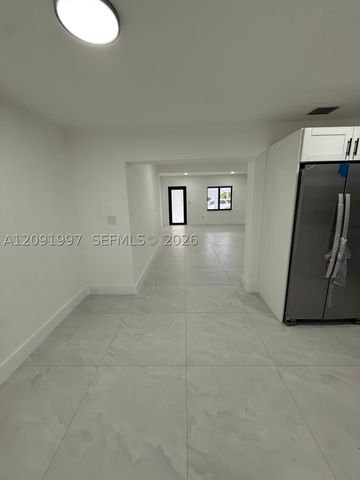 3151 NW 2nd St, Miami, FL 33125