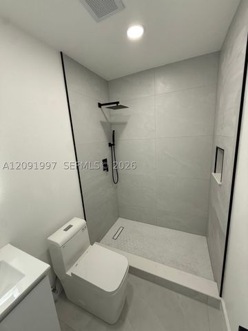 3151 NW 2nd St, Miami, FL 33125