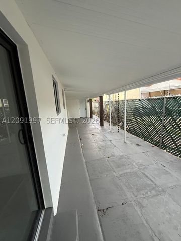 3151 NW 2nd St, Miami, FL 33125