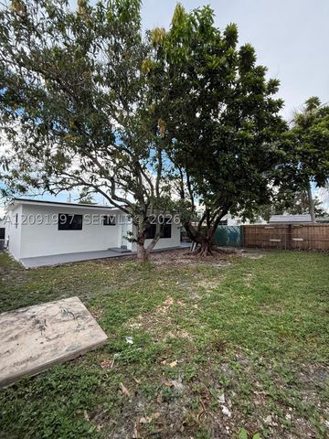3151 NW 2nd St, Miami, FL 33125