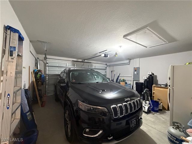 4236 NE 20th PL, Cape Coral, FL 33909