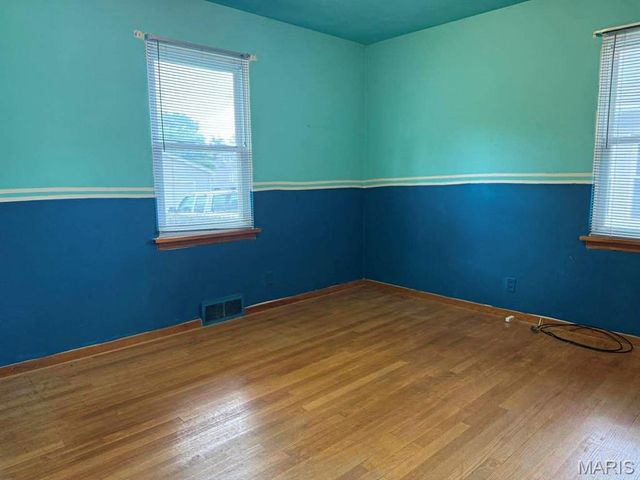 743 State Street, Wood River, IL 62095