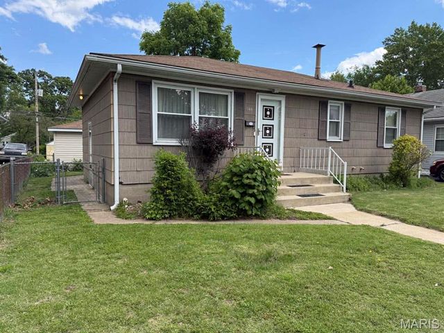 743 State Street, Wood River, IL 62095