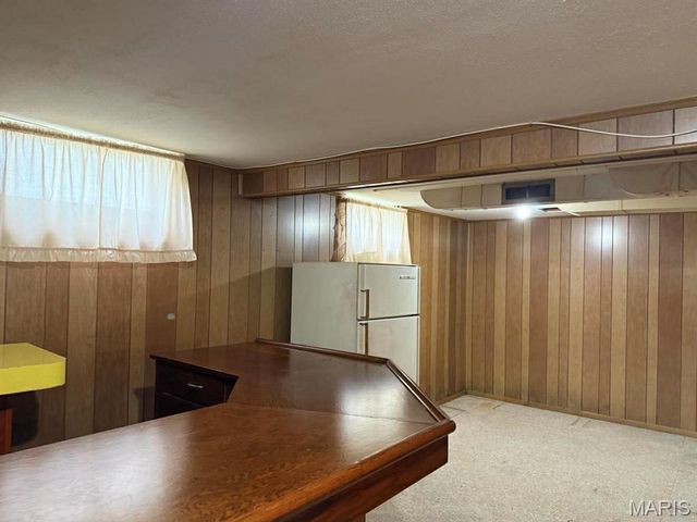 743 State Street, Wood River, IL 62095