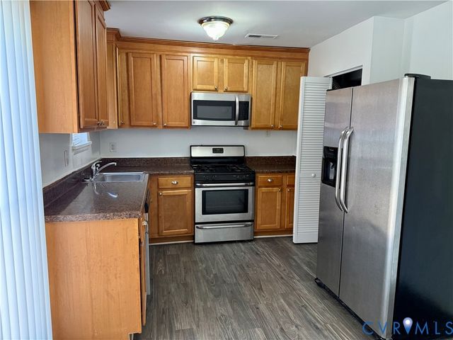 1902 Cosby St, Highland Springs, VA 23075