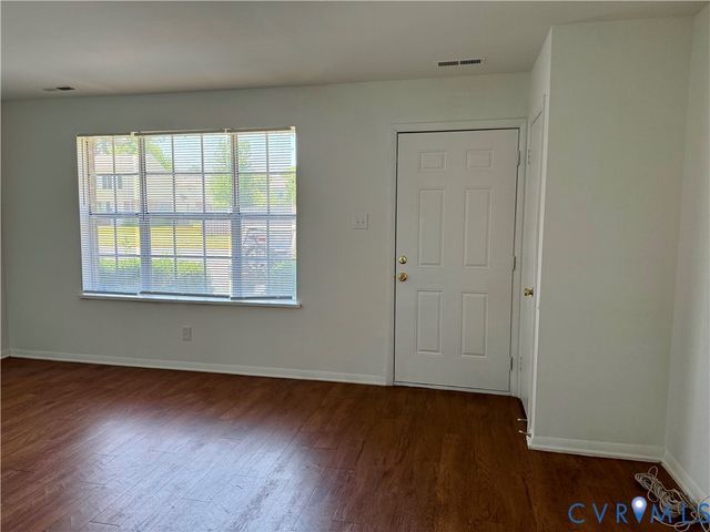 1902 Cosby St, Highland Springs, VA 23075