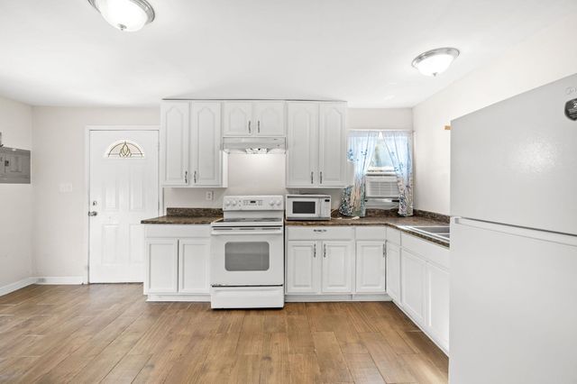 1115 Scott Dr., Myrtle Beach, SC 29577