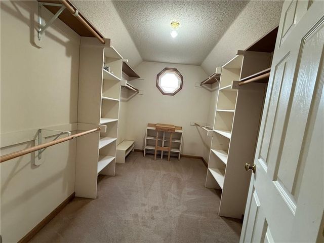 1116 Wiltshire Boulevard, Raymore, MO 64083