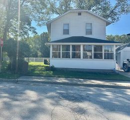 98 River Street, Niles City, MI 49120