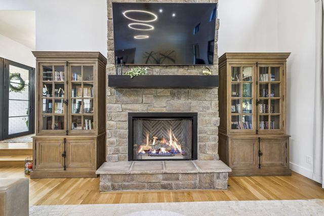 653 Hicks Edgen Rd, Pleasant View, TN 37146
