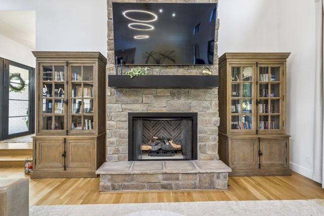 653 Hicks Edgen Rd, Pleasant View, TN 37146