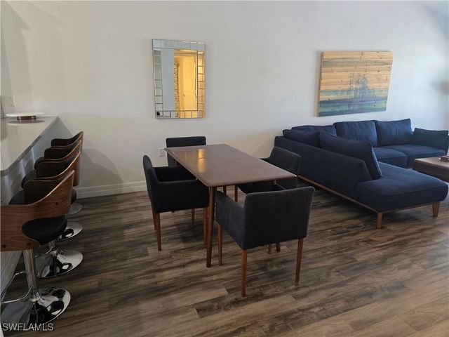 4940 Cougar CT S 5, Naples, FL 34109