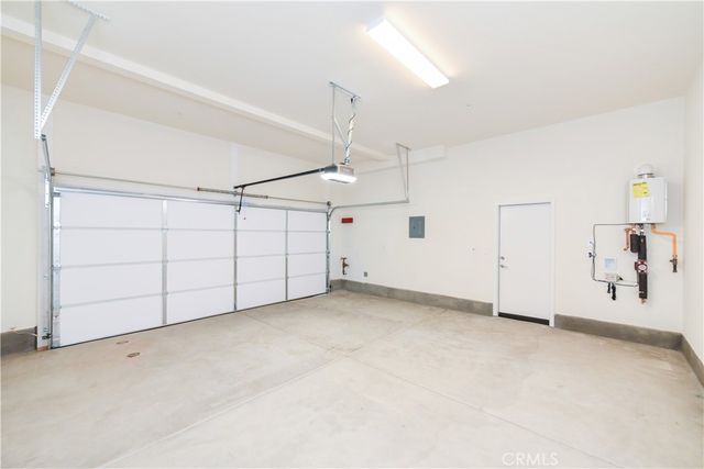 325 Novel, Irvine, CA 92618