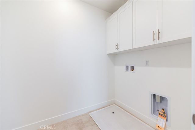 325 Novel, Irvine, CA 92618
