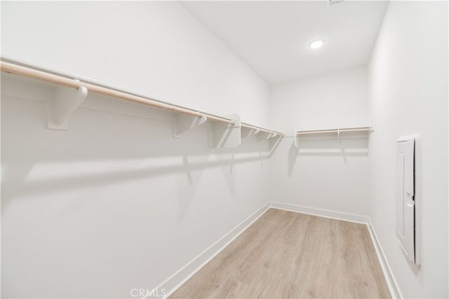 325 Novel, Irvine, CA 92618
