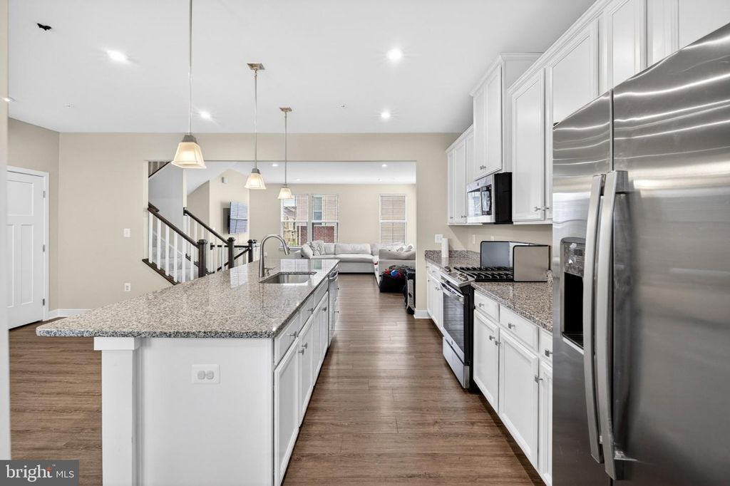 Image 8 of property listing at 11321 MERIDIAN HILL WAY, Upper Marlboro, MD 20772