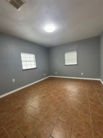 2218 Rockefeller Boulevard, Dallas, TX 75203