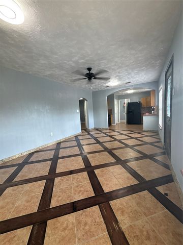 2218 Rockefeller Boulevard, Dallas, TX 75203