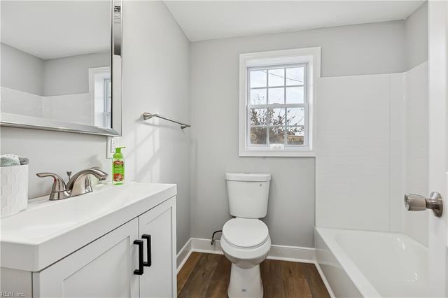 208 Woodland RD, Hampton, VA 23669