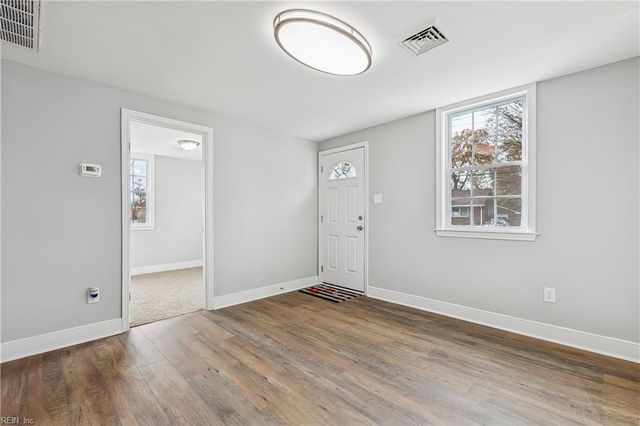 208 Woodland RD, Hampton, VA 23669