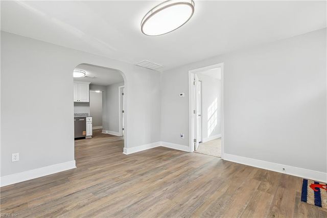 208 Woodland RD, Hampton, VA 23669