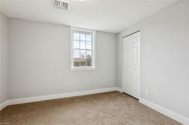 208 Woodland RD, Hampton, VA 23669