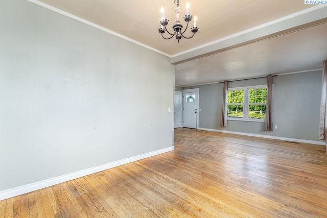 1709 Hunt Ave, Richland, WA 99354
