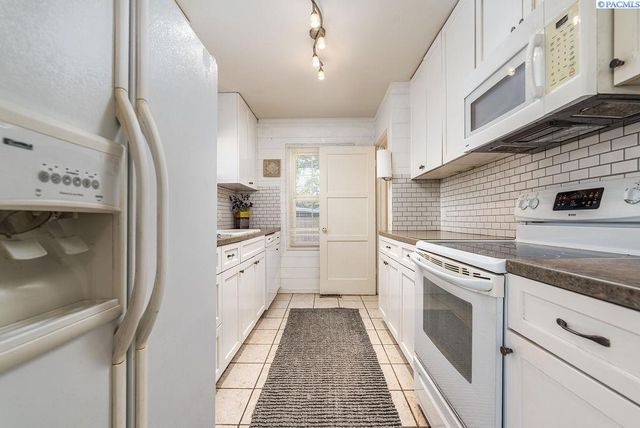 1709 Hunt Ave, Richland, WA 99354
