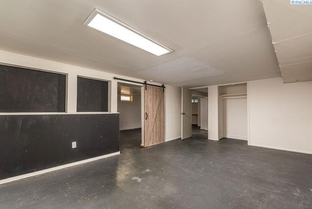 1709 Hunt Ave, Richland, WA 99354