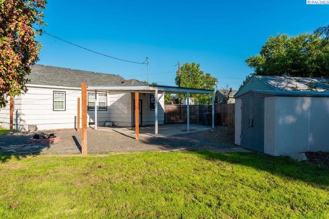 1709 Hunt Ave, Richland, WA 99354