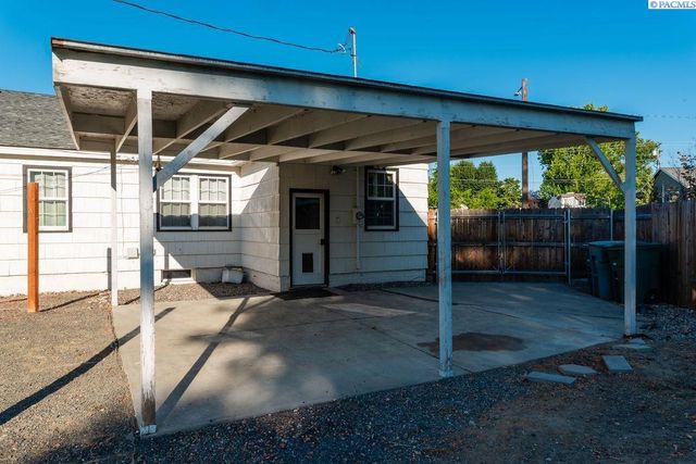 1709 Hunt Ave, Richland, WA 99354