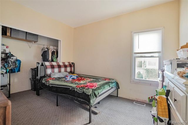 2422 Commor Street, Hamtramck, MI 48212