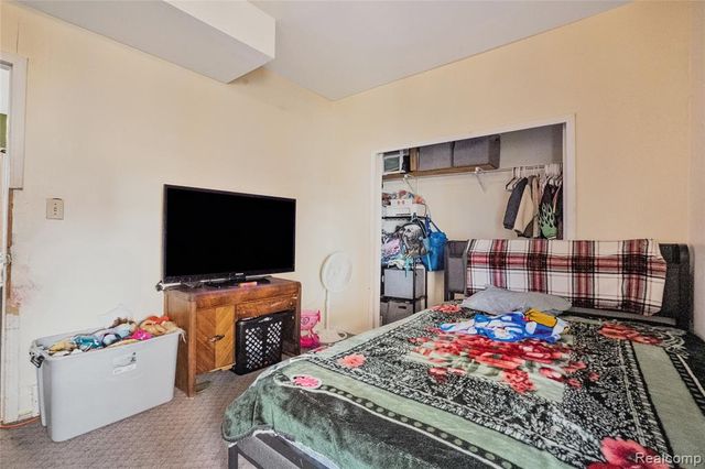 2422 Commor Street, Hamtramck, MI 48212
