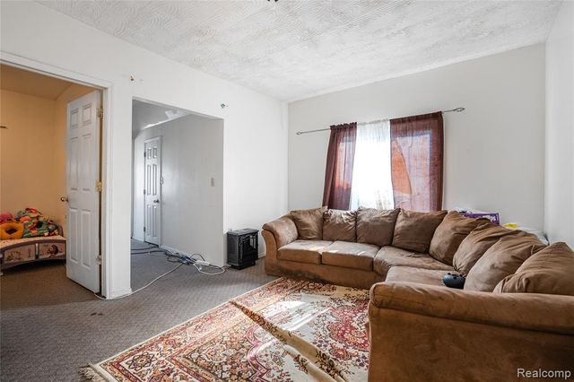 2422 Commor Street, Hamtramck, MI 48212