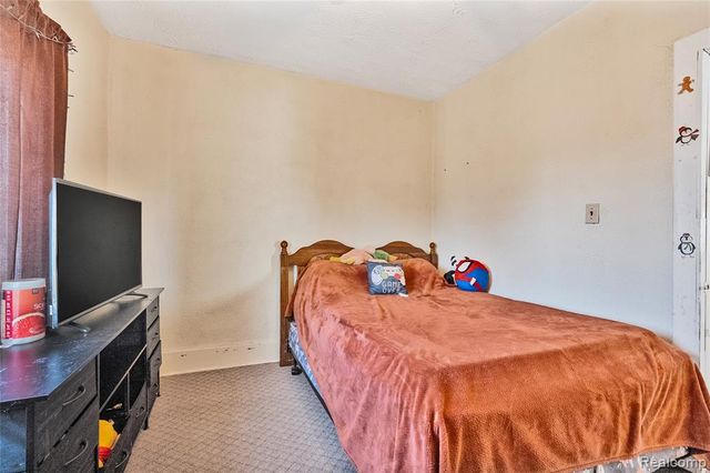 2422 Commor Street, Hamtramck, MI 48212