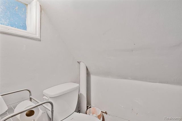 2422 Commor Street, Hamtramck, MI 48212