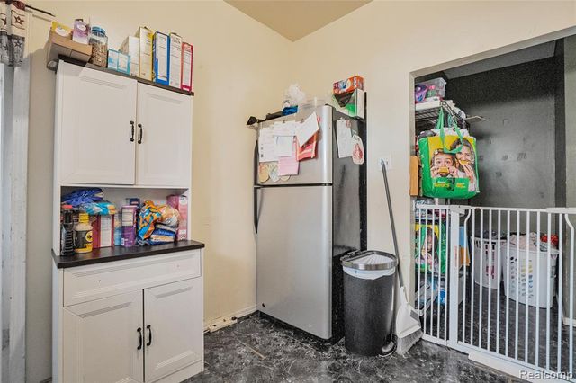 2422 Commor Street, Hamtramck, MI 48212