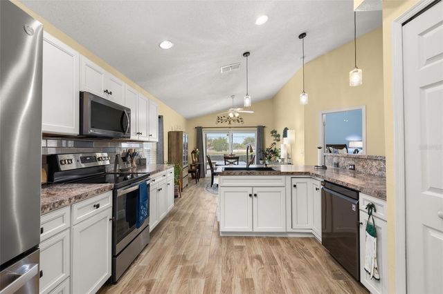 207 ELBERTON DRIVE, Davenport, FL 33897