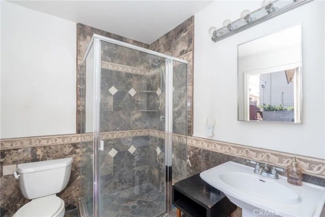 3960 Brighton, Los Angeles, CA 90062